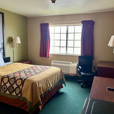 Super 8 By Wyndham Platte City Kansas City Area Buitenkant foto