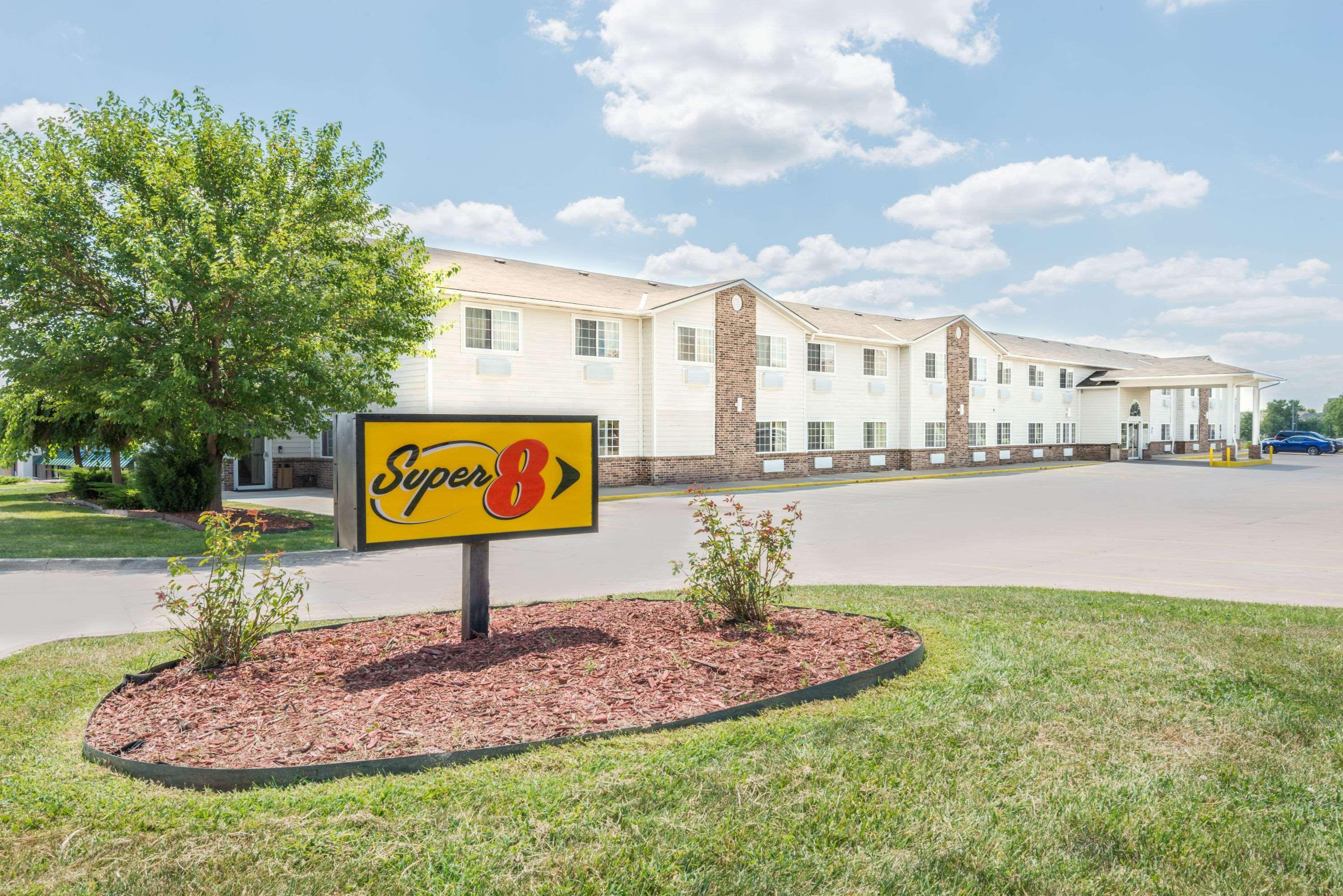 Super 8 By Wyndham Platte City Kansas City Area Buitenkant foto