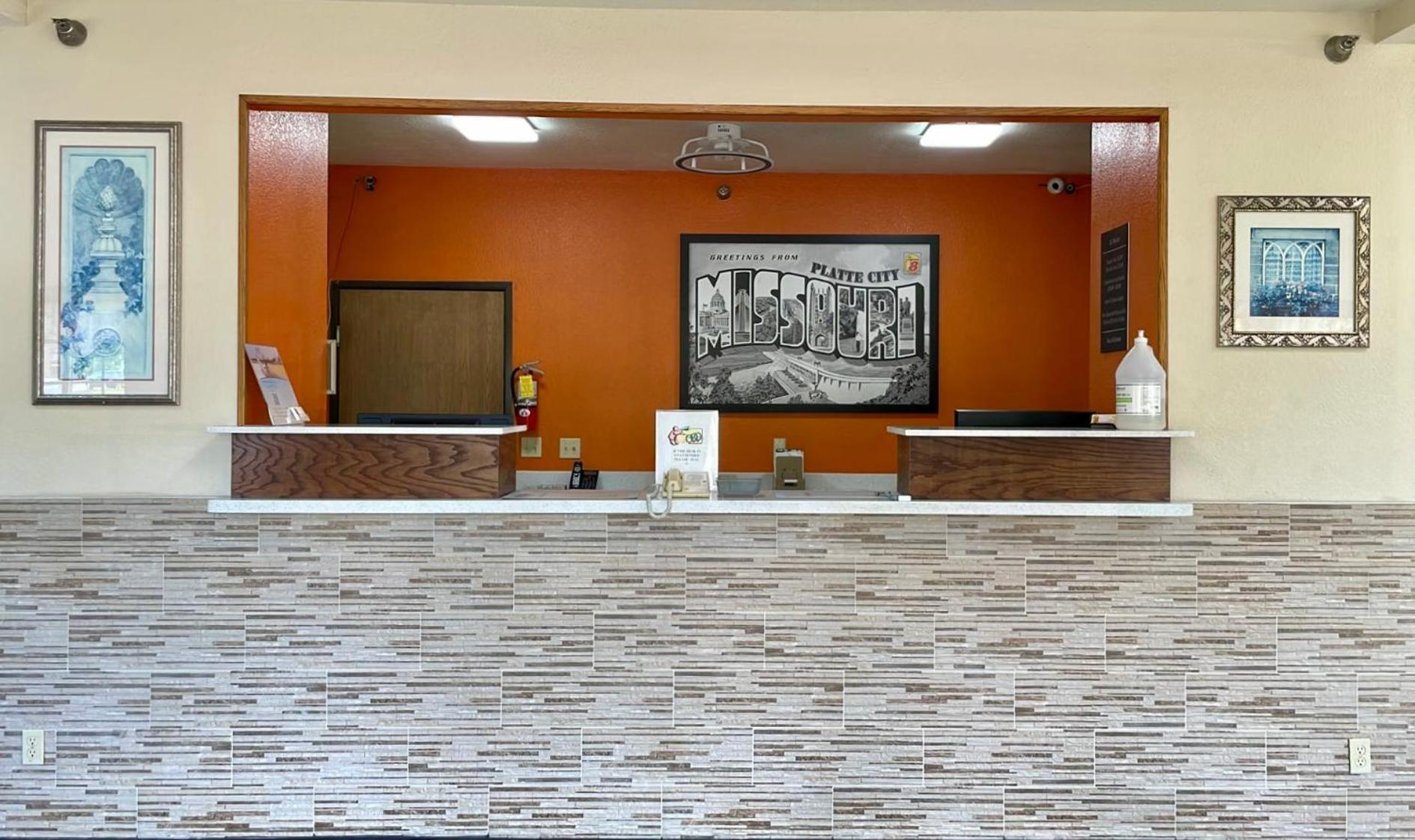 Super 8 By Wyndham Platte City Kansas City Area Buitenkant foto