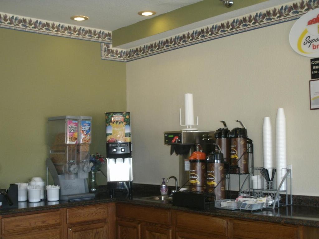 Super 8 By Wyndham Platte City Kansas City Area Buitenkant foto