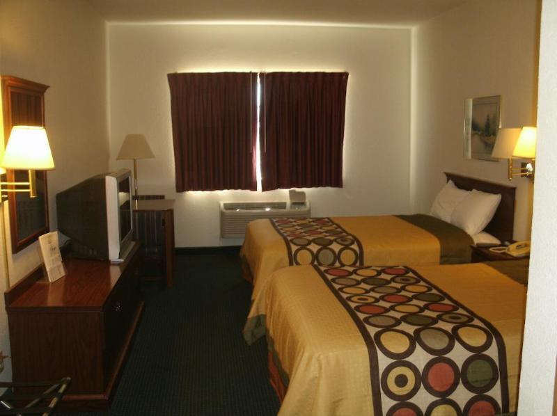 Super 8 By Wyndham Platte City Kansas City Area Buitenkant foto
